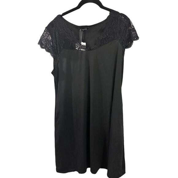 2/$25  Size 12 Large • BloomChic Black Lace Detail with Cap Sleeves POCKET dress - Picture 1 of 9